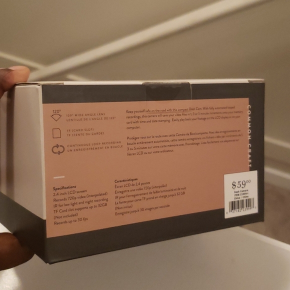 BRAND NEW DASH CAMERA - Picture 2 of 3